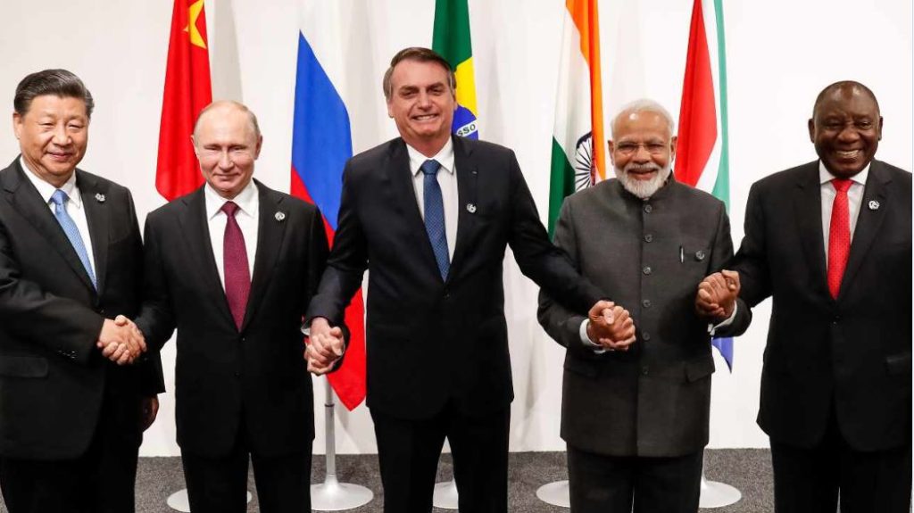 BRICSへの関心が急上昇：脱ドル化の取り組みが進む中、40カ国以上が加盟を模索