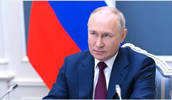 プーチン大統領、金融危機リスクの増大を警告 – ロシアがハイブリッド戦争にさらされていると指摘