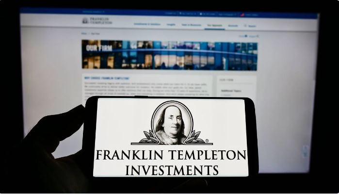 Franklin Templeton、Solana ETFをステーキング付きで申請—SOLは機関投資家の採用に向けて準備か？